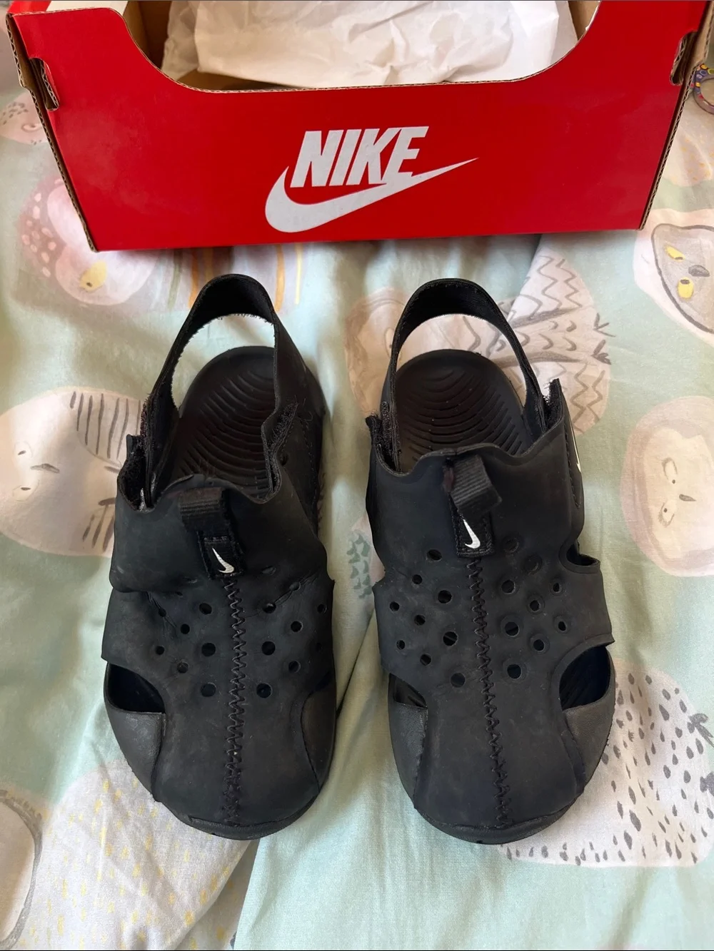NIKE SUNRAY SANDALS